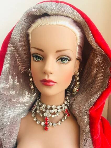 Maya Sunario’s Fashion Dolls – The Museum of Childhood Ireland