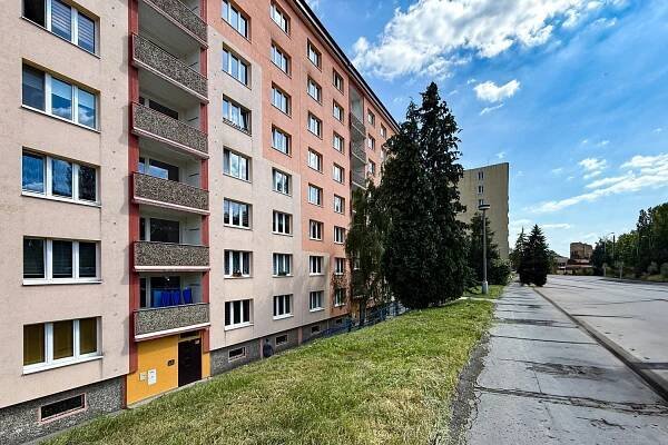 Pronájem Byt 3+1, Zahradní, Chomutov