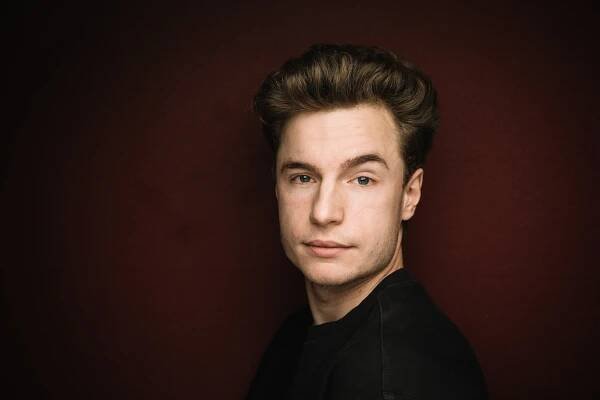 Oskar Hes: Po StarDance bych chtěl hrát vraždícího maniaka