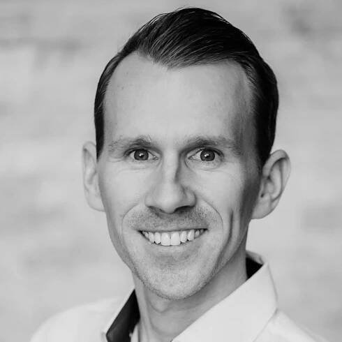 die-neos-blog-11-afterwork-zukunftschancen-was-kmu-über-web3-und-chatgpt-wissen-müssen-referenten-daniel-spierer