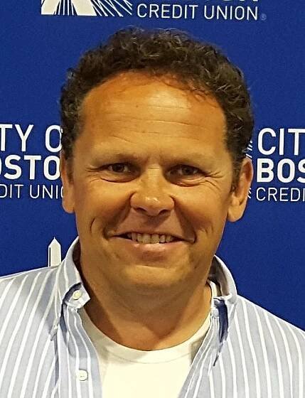 Soubor:Kevin Chapman May 2016 (cropped).jpg – Wikipedie