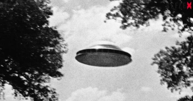 UFO v Česku: Miličínské koule a střelba na záhadný doutník nad Vranovskou přehradou