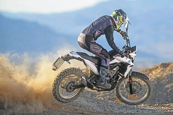 DUAL-SPORT IMPRESSION: BETA ALP