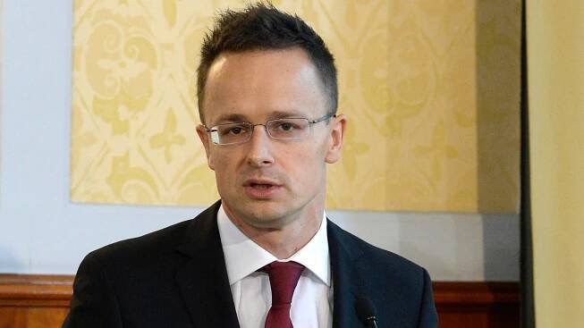 Maďarský minister Péter Szijjártó sa obul do Slovenska: „Tibor Gašpar je terčom honu na politikov“
