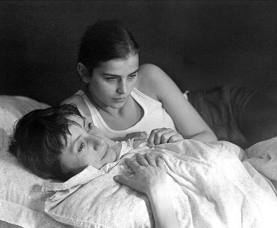 Adoption (1975) — Cinea
