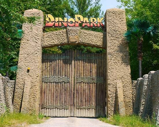 VÝLETOVÁNÍ: DINOPARK VYŠKOV (Pohyb a vzdělávání)
