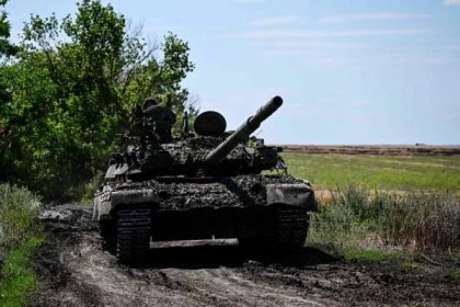 Beispiel für einen T-72-Panzer, fotografiert im Osten der Ukraine