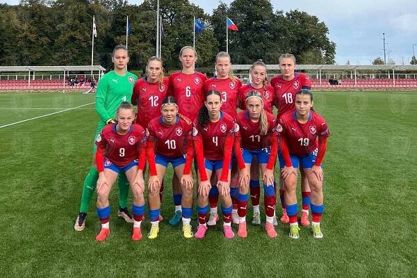 Kvalifikace ME hráček do 17 let 2025, 1. kolo, Liga A: Faerské ostrovy - Česká republika 0:9 | Ženy | FOTBAL.CZ