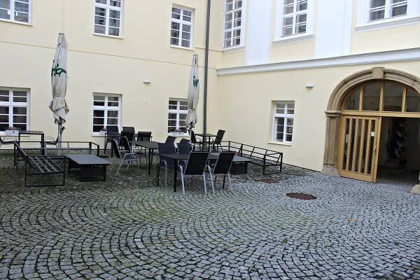 Fulnecká kavárna, dříve spjatá se jménem Petry Kvitové, je opět otevřená
