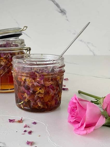 Easy Rose Infused Honey Recipe - Kateable