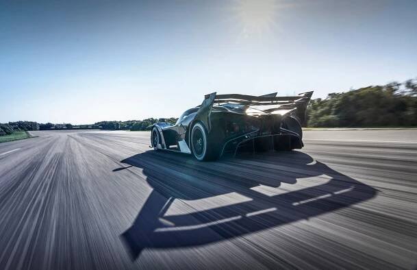 Bugatti Bolide prý ujede i vozům F1, ovšem jen za správných podmínek