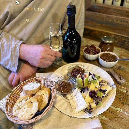 Pražské bistro Marthy's Kitchen zvedlo ze židle některé matky: Nejsme místo pro nevychované spratky, vzkázali jim