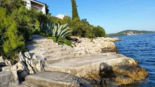 https://www.vranjica.eu/produkty_fotogalerie/vila-tonka-v-5621.jpg