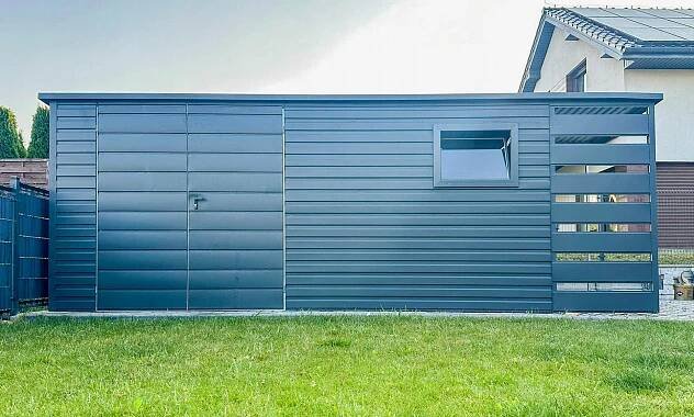Zahradní domek 4,5x2m + přístřešek 1m - Dvoukřídlá vrata - Okno Délka 2 m