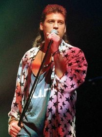 Billy Ray Cyrus performs in 1993