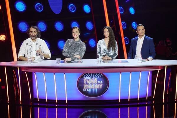 FOTO: Sestava poroty nové Tváře. – stránka 79