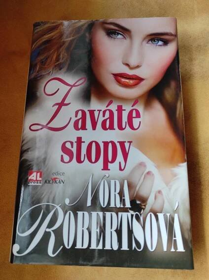 Robertsová, Nora: Zaváté stopy - Knihy