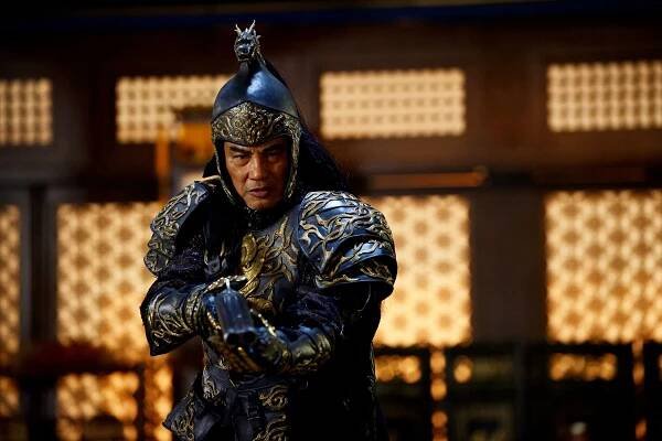 Bing feng xia shi kong xing zhe - Z filmu - Simon Yam