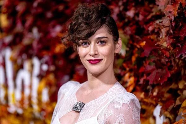 Lizzy Caplan attends FX's 