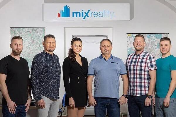 Mixreality - realitní kancelář foto 1
