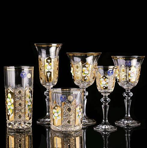 Bohemian Traditional Champagne Crystal Glasses with Enamel Gold – Handcrafted Czech Elegance 150 ml - Image 7