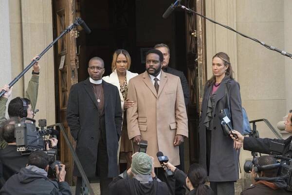 Leslie Odom Jr., Meagan Good, Chad L. Coleman, Elizabeth Marvel - Zákon a pořádek: Útvar pro zvláštní oběti - Výsada manželů - Z filmu