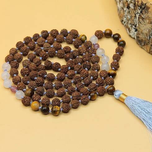 Japa Mala -  MĚSÍČNÍ KÁMEN, LEPIDOLIT, RUDRAKSHA, TYGŘÍ OKO
