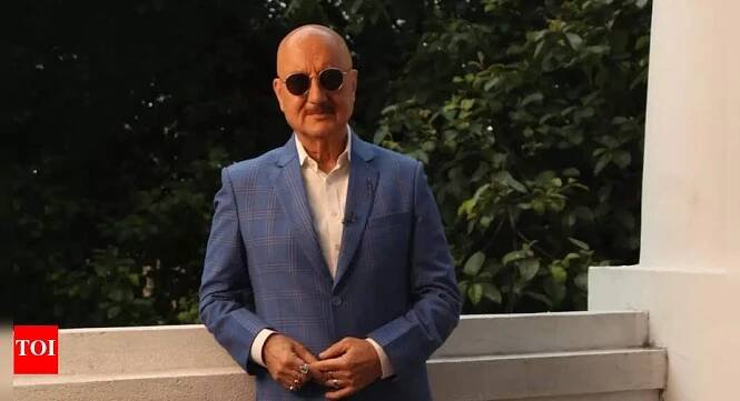 Anupam Kher breaks silence on Saiyaara dominating Tanvi The Great at box office: 'Agar paisa hi sab kuch hota...'