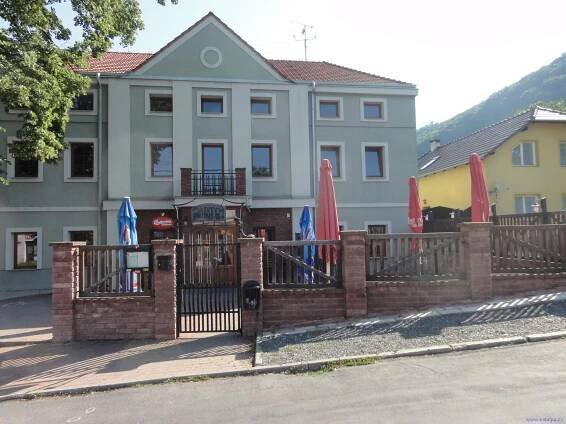 Restaurace Pod hradem - Týn nad Bečvou | Katalpa