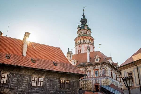 Tip na výlet: Český Krumlov, město s nejvěžovatější věží. Poznejte barokní perlu na klikaté řece