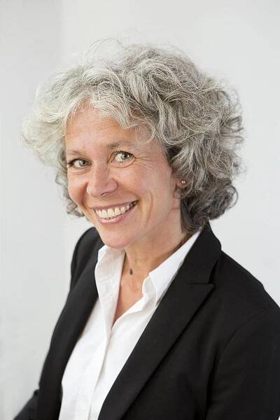 Caroline Martin | Portrait