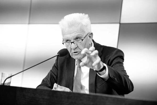Kretschmanns Visionen: Bald Zwangseinquartierungen von Flüchtlingen?