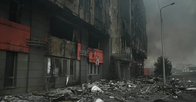 „Krvavá provokace“ a mrtví ukrajinští zajatci. Moskva a Kyjev se navzájem viní z útoku na věznici - Echo24.cz
