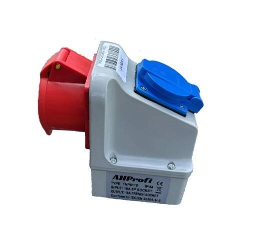 Zásuvka nástěnná 380V / 220V 16A