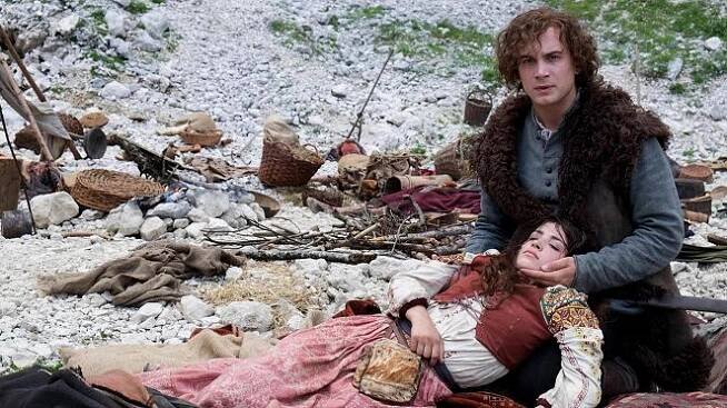 Loutkáři - Z filmu - Helen Woigk, Samuel Schneider