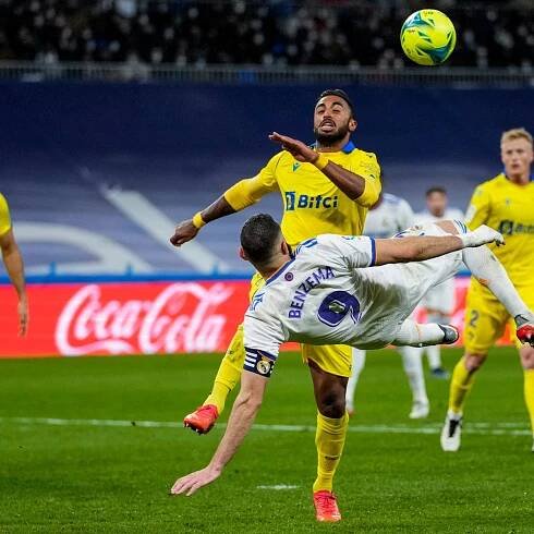 Real Madrid held at home by struggling Cadiz