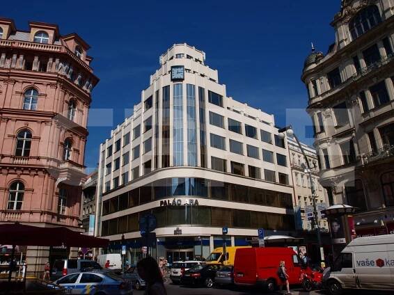 Pronájem servisovaných kanceláří Palác Ara v Praze | CBRE