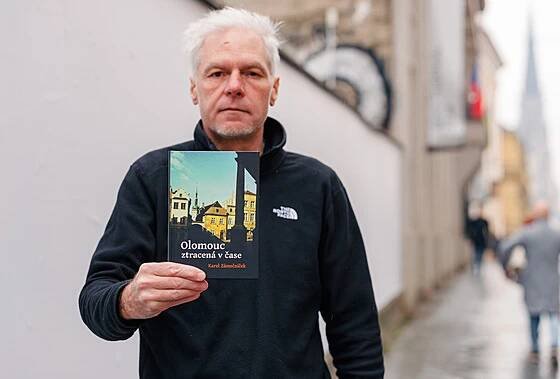 Karel Zámečníček svou prvotinu Deník partyzána vydal před šesti lety, teď...