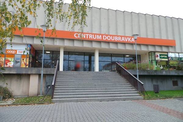 Knihovna města Plzně - Doubravka foto 1