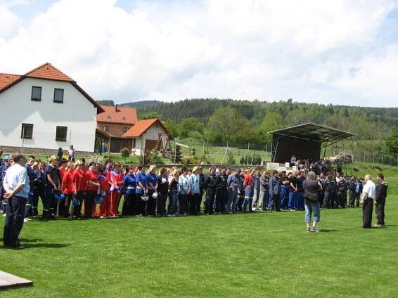 Hasičská soutěž 2009 - Oficiální stránky obce Chlumany