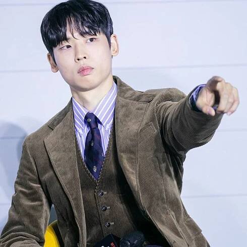 Park Jung Woo 15