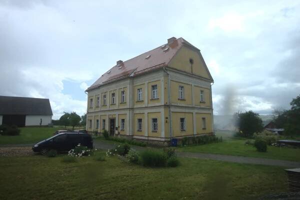 Fara v Nové Hradečné