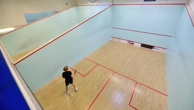 Aktivity běží, stačí se přihlásit – Squash Modrý Svět – Praha 9, Letňany