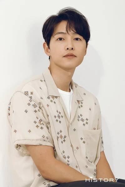 Song Joong Ki si nikdy nemyslel, že má velký talent. Když se loučil s Vincezem, tak plakal - Asianstyle