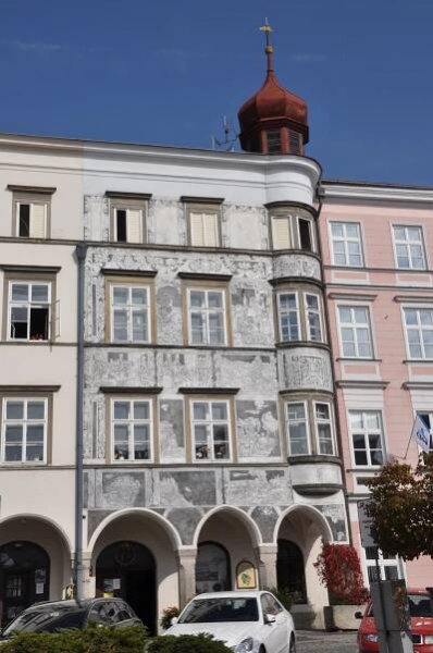 Soubor:Jindřichův-Hradec-Dům-pánů-z-Hradce2013.jpg – Wikipedie