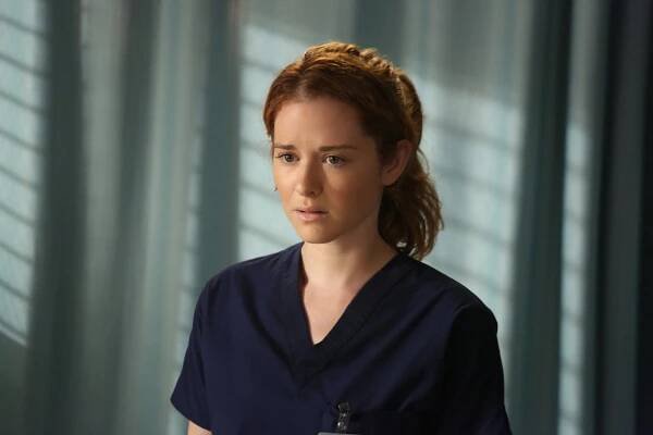 Chirurgové - Zpečetit svůj osud - Z filmu - Sarah Drew