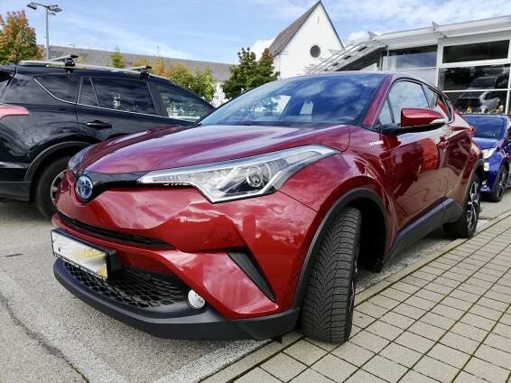 Dovoz Toyota CHR Hybrid a BMW 340i GT z Německa. Hybrid a výkon