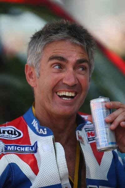 Fittipaldi, Verstappen, Sainz i Montoya zase vítězí. Potomci slavných ovládli okruhy