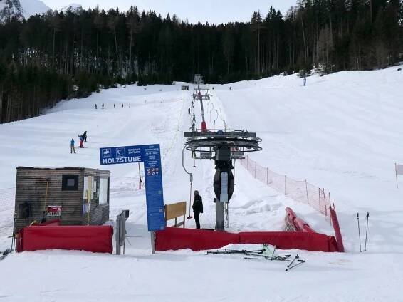 Ski resort Ladurns