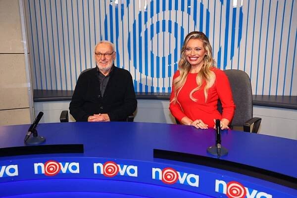 FOTO: Lucie Borhyová a Zbyněk Merunka. – stránka 66